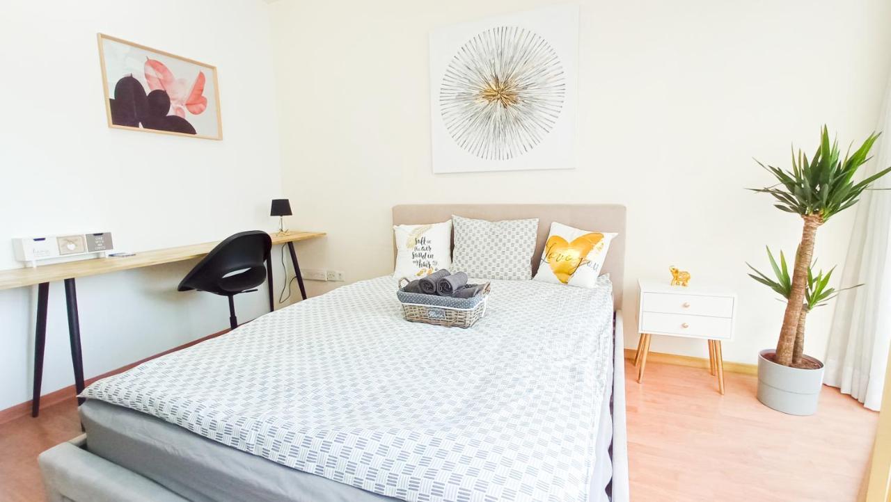 1A Beach & Business Apartment In The City Center! Lárnaca Exterior foto